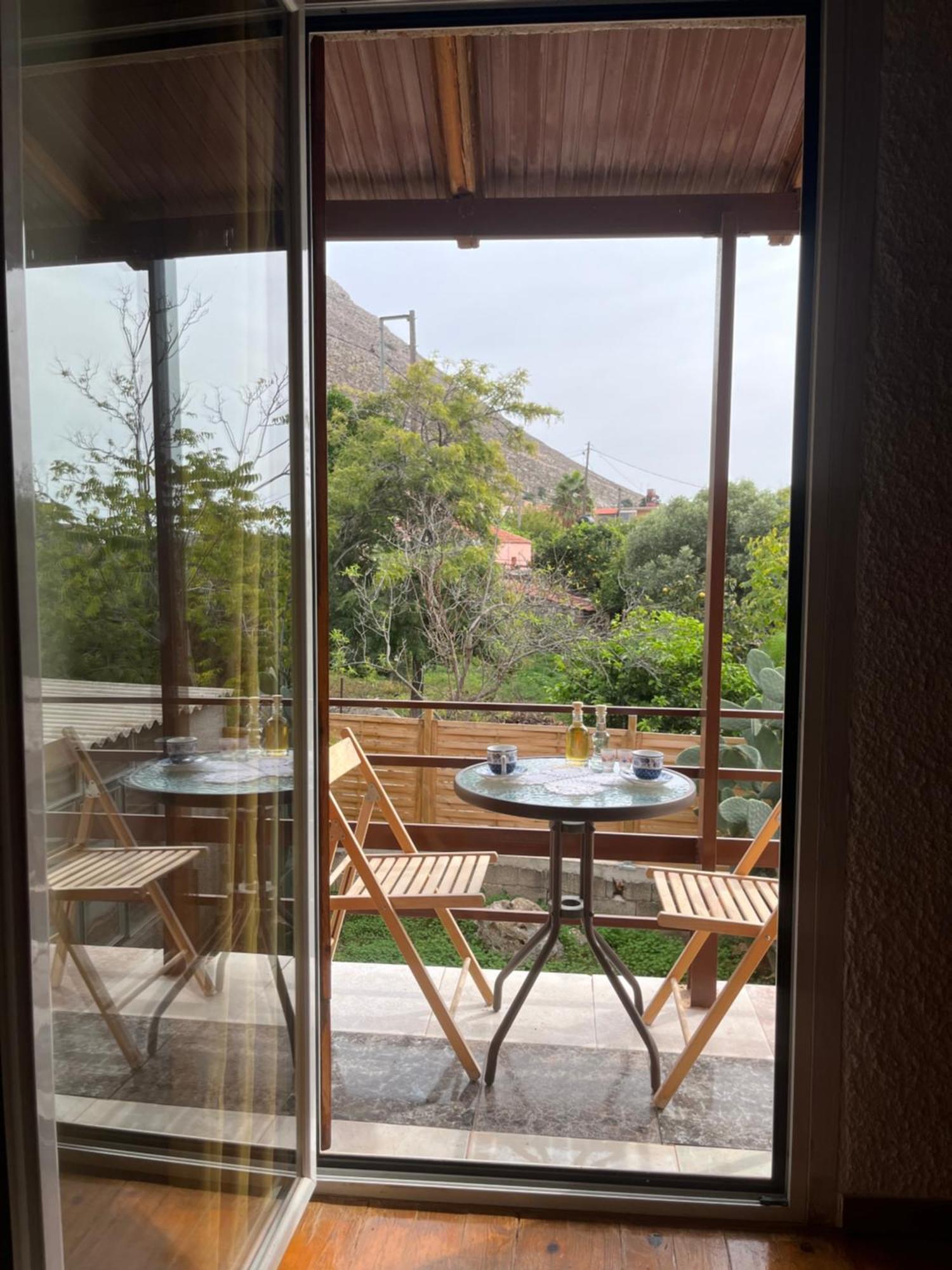 Kamera House Khordhákion Екстериор снимка
